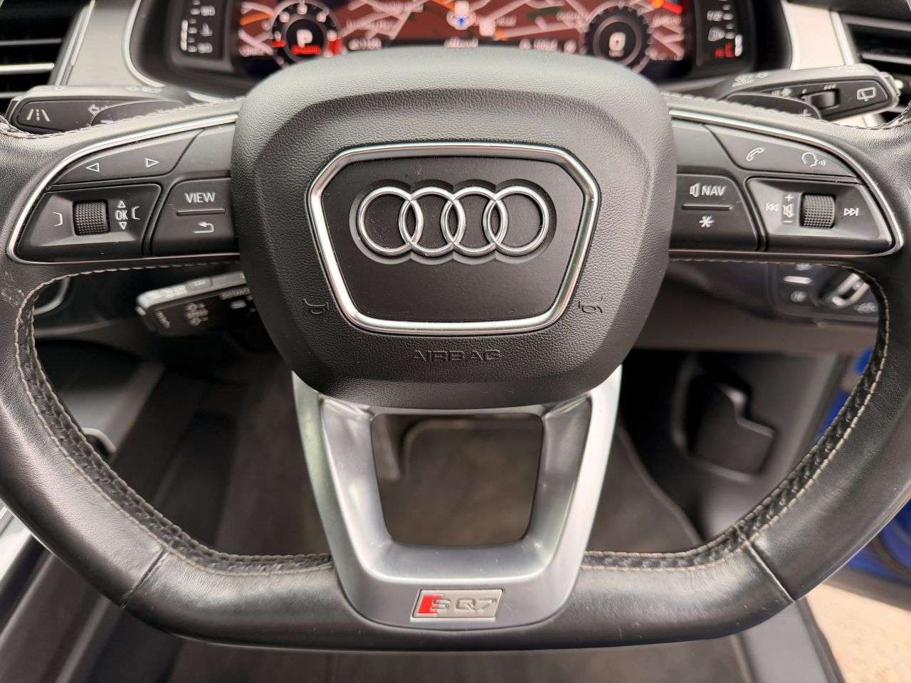 2017 AUDI SQ7 2017 AUDI SQ7