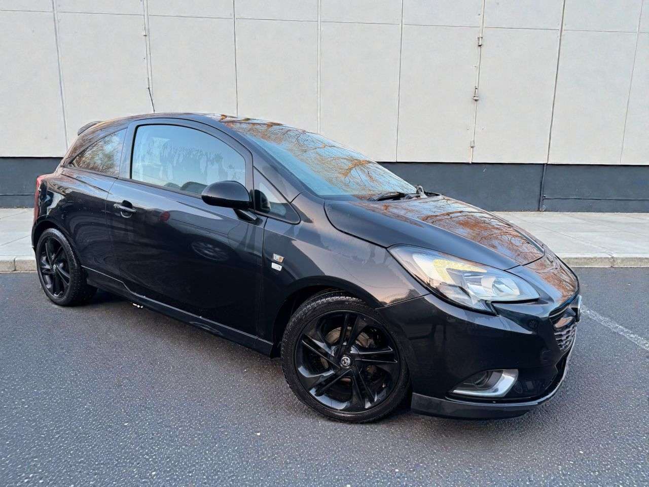 A 2015 VAUXHALL CORSA 1.2i Limited Edition Hatchback 3dr Petrol Manual Euro 6 (70 ps) *** 1 PREVI A 2015 VAUXHALL CORSA 1.2i Limited Edition Hatchback 3dr Petrol Manual Euro 6 (70 ps) *** 1 PREVI