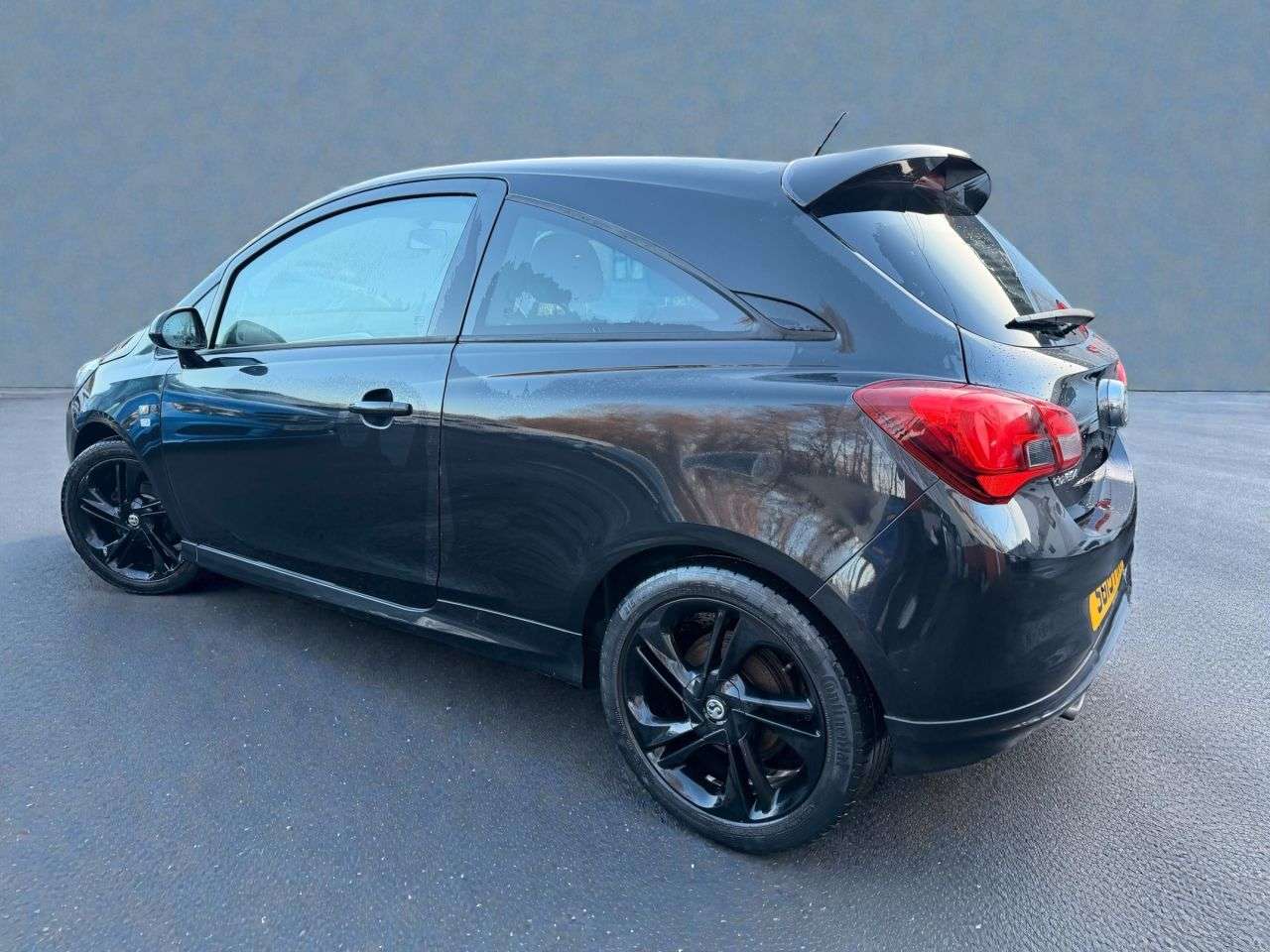 A 2015 VAUXHALL CORSA 1.2i Limited Edition Hatchback 3dr Petrol Manual Euro 6 (70 ps) *** 1 PREVI A 2015 VAUXHALL CORSA 1.2i Limited Edition Hatchback 3dr Petrol Manual Euro 6 (70 ps) *** 1 PREVI