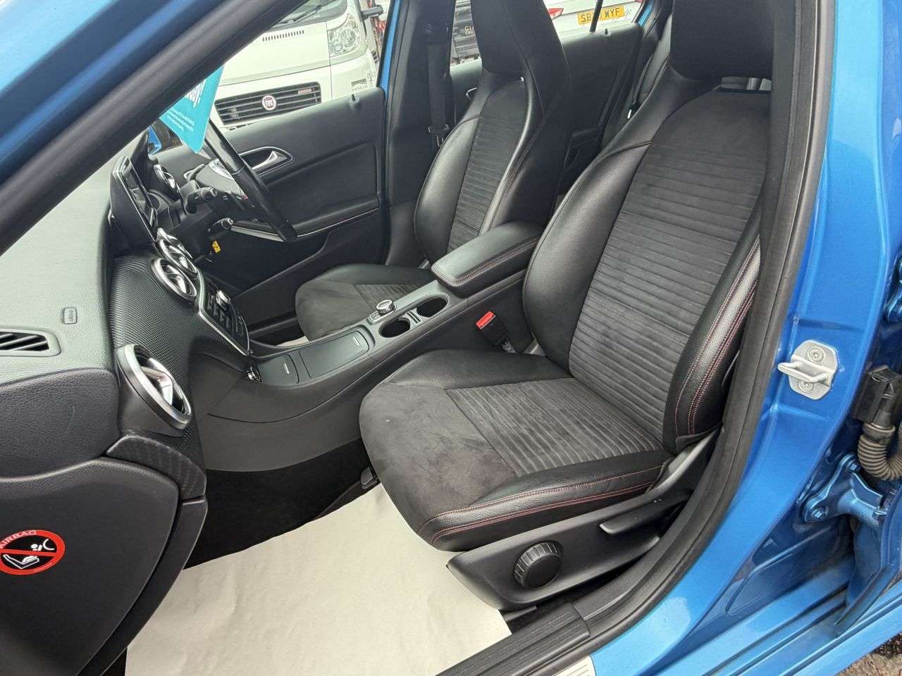 2014 MERCEDES-BENZ A-CLASS 2014 MERCEDES-BENZ A-CLASS