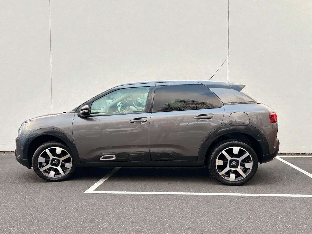 A 2018 CITROEN C4 CACTUS 1.6 BlueHDi Flair Hatchback 5dr Diesel Manual Euro 6 (s/s) (100 ps) A 2018 CITROEN C4 CACTUS 1.6 BlueHDi Flair Hatchback 5dr Diesel Manual Euro 6 (s/s) (100 ps)