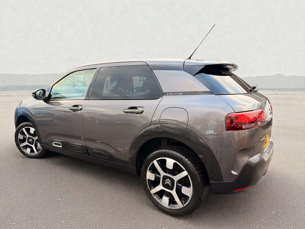 A 2018 CITROEN C4 CACTUS 1.6 BlueHDi Flair Hatchback 5dr Diesel Manual Euro 6 (s/s) (100 ps) A 2018 CITROEN C4 CACTUS 1.6 BlueHDi Flair Hatchback 5dr Diesel Manual Euro 6 (s/s) (100 ps)