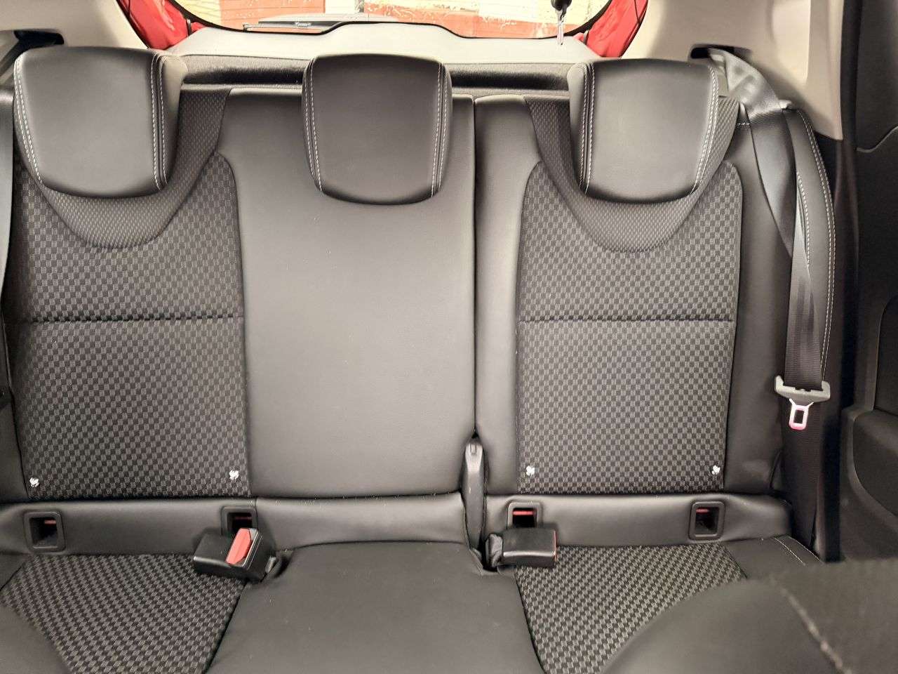 2017 RENAULT CLIO 2017 RENAULT CLIO