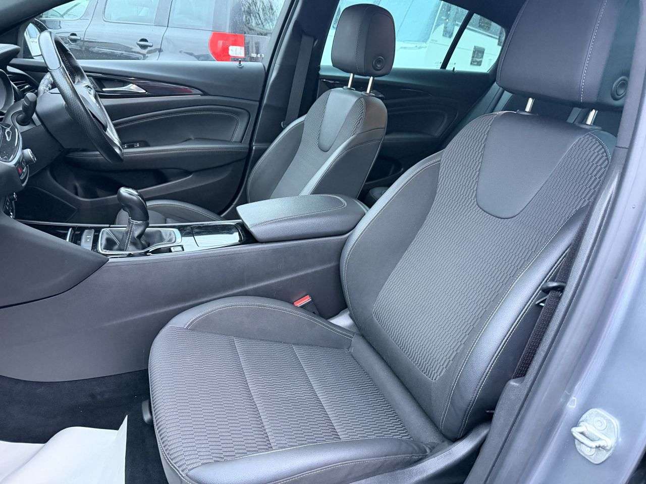 2017 VAUXHALL INSIGNIA 2017 VAUXHALL INSIGNIA