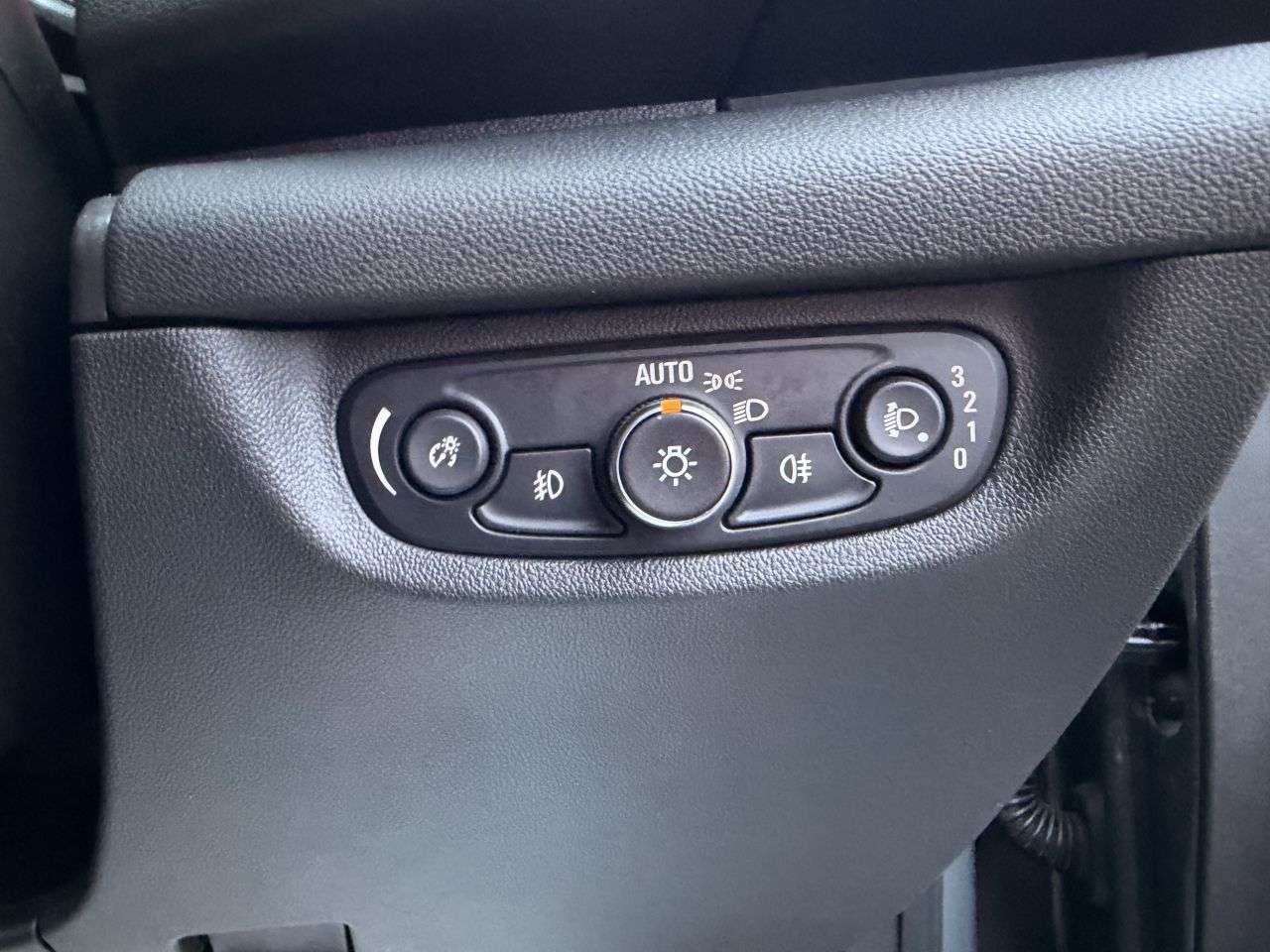 2017 VAUXHALL INSIGNIA 2017 VAUXHALL INSIGNIA