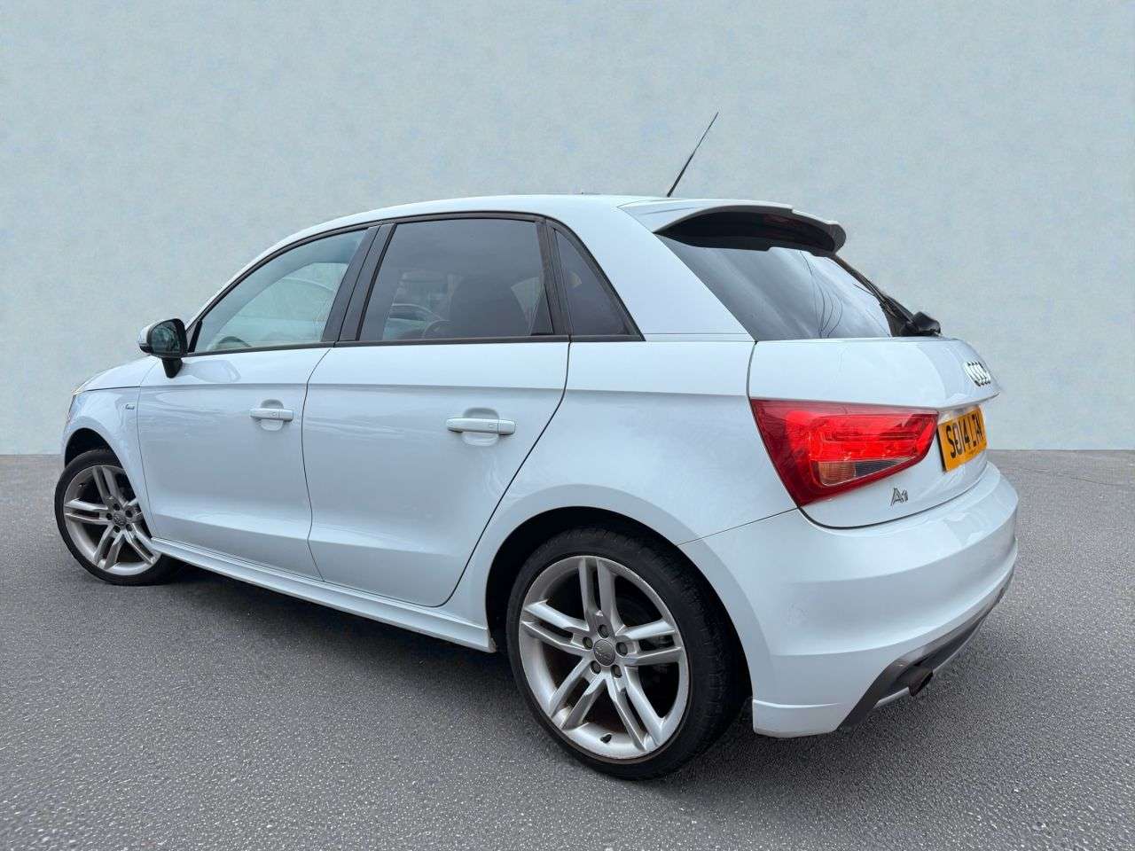 A 2014 AUDI A1 1.2 TFSI S line Sportback 5dr Petrol Manual Euro 5 (s/s) (86 ps) ** ONLY 2 A 2014 AUDI A1 1.2 TFSI S line Sportback 5dr Petrol Manual Euro 5 (s/s) (86 ps) ** ONLY 2