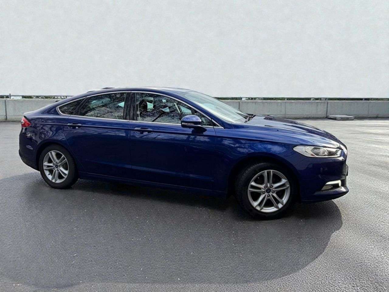 A 2016 FORD MONDEO 2.0 TDCi Zetec Hatchback 5dr Diesel Manual Euro 6 (s/s) (150 ps) *** ONLY 7 A 2016 FORD MONDEO 2.0 TDCi Zetec Hatchback 5dr Diesel Manual Euro 6 (s/s) (150 ps) *** ONLY 7
