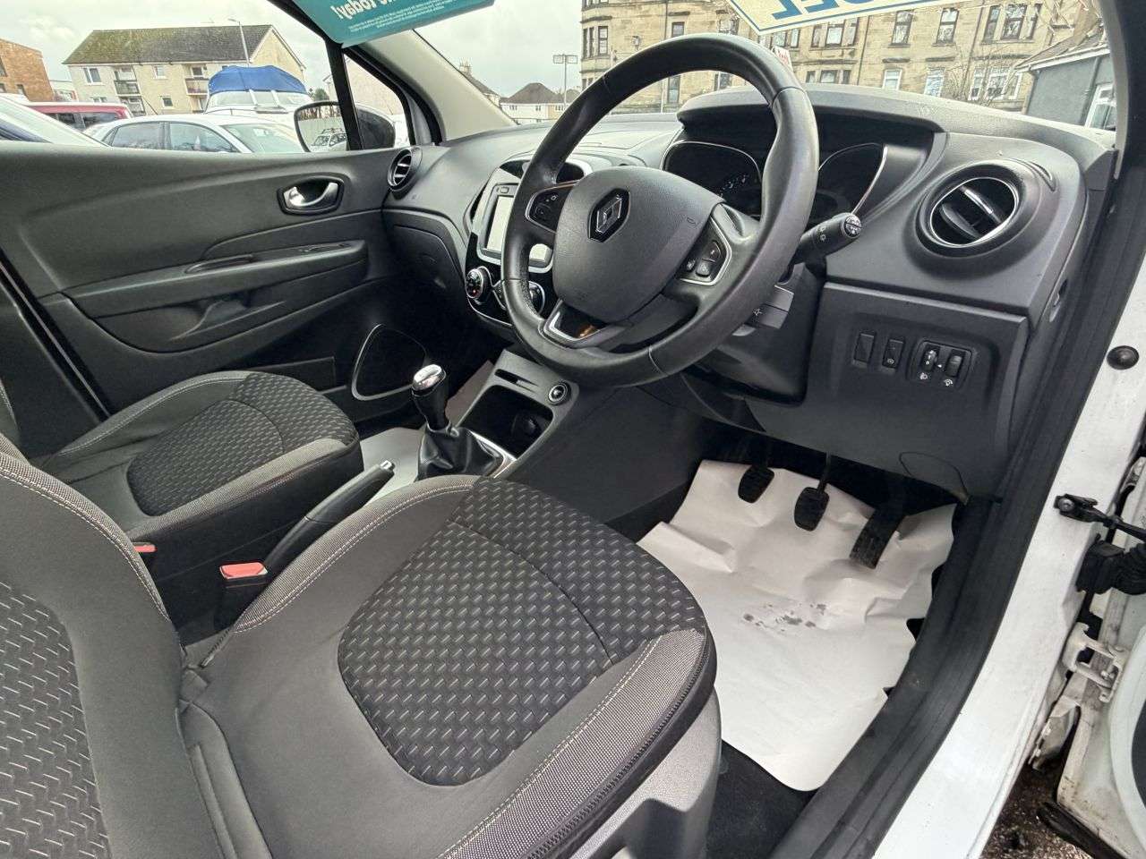 2017 RENAULT CAPTUR 2017 RENAULT CAPTUR