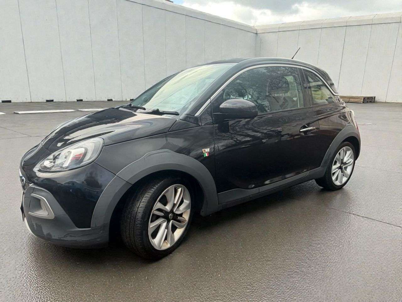 A 2016 VAUXHALL ADAM 1.2i ROCKS AIR Hatchback 3dr Petrol Manual Euro 6 (70 ps) *** ONLY 44K MILE A 2016 VAUXHALL ADAM 1.2i ROCKS AIR Hatchback 3dr Petrol Manual Euro 6 (70 ps) *** ONLY 44K MILE