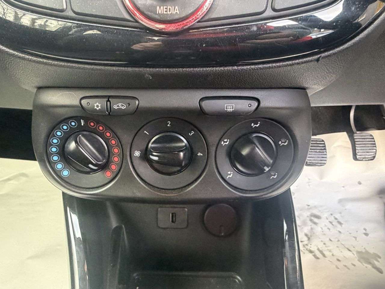 2016 VAUXHALL ADAM 2016 VAUXHALL ADAM