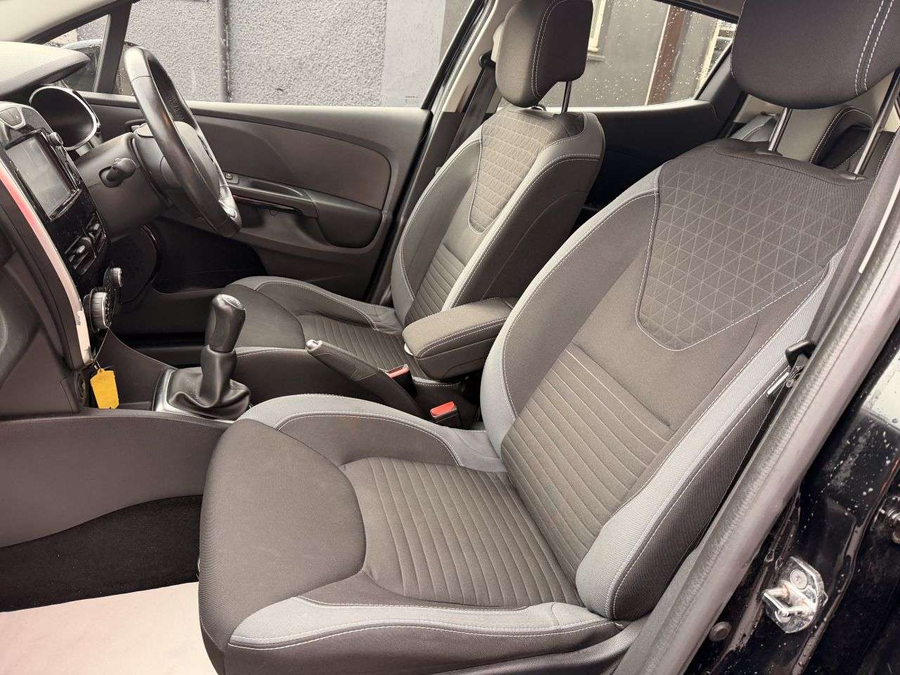 2016 RENAULT CLIO 2016 RENAULT CLIO