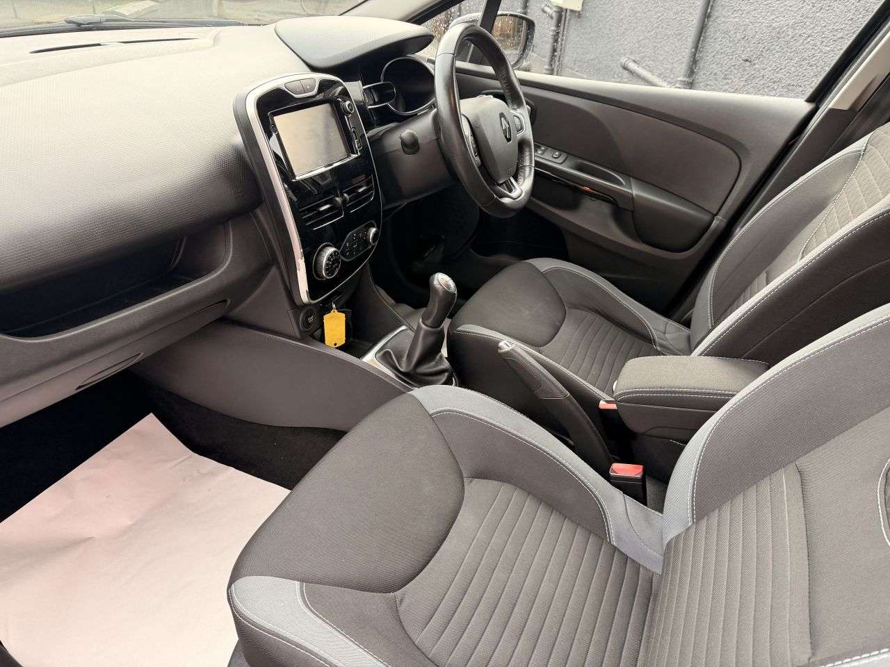 2016 RENAULT CLIO 2016 RENAULT CLIO