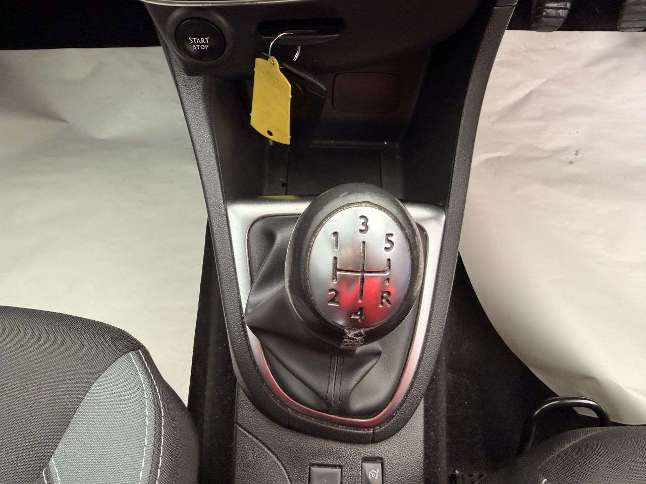 2016 RENAULT CLIO 2016 RENAULT CLIO