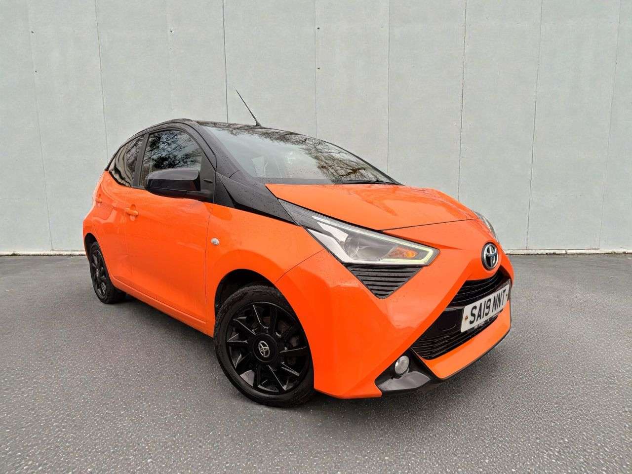 A 2019 TOYOTA AYGO 1.0 VVT-i x-cite Hatchback 5dr Petrol Manual Euro 6 (71 ps) A 2019 TOYOTA AYGO 1.0 VVT-i x-cite Hatchback 5dr Petrol Manual Euro 6 (71 ps)
