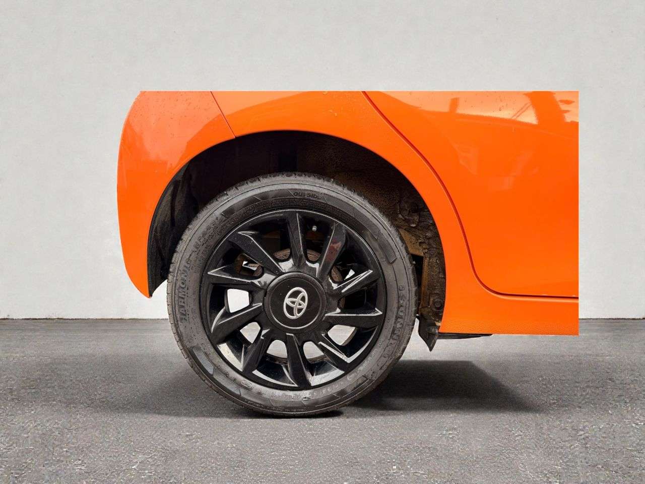 A 2019 TOYOTA AYGO 1.0 VVT-i x-cite Hatchback 5dr Petrol Manual Euro 6 (71 ps) A 2019 TOYOTA AYGO 1.0 VVT-i x-cite Hatchback 5dr Petrol Manual Euro 6 (71 ps)