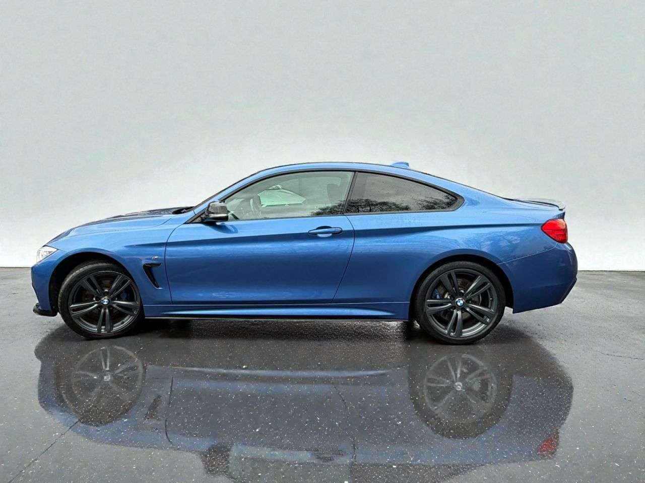 A 2014 BMW 4 SERIES 2.0 420i M Sport Coupe 2dr Petrol Manual xDrive Euro 6 (s/s) (184 ps) **** A 2014 BMW 4 SERIES 2.0 420i M Sport Coupe 2dr Petrol Manual xDrive Euro 6 (s/s) (184 ps) ****