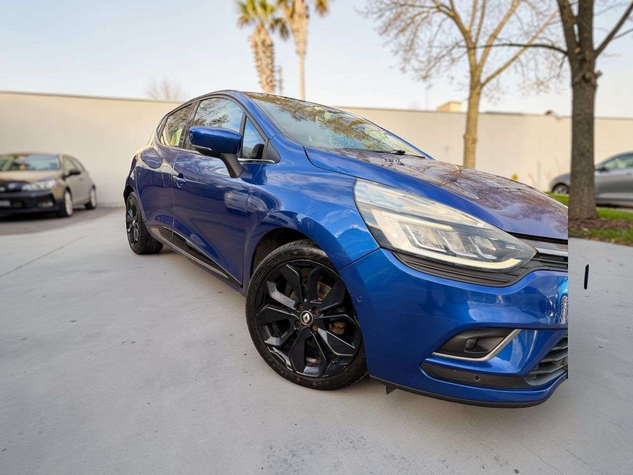 2016 RENAULT CLIO 2016 RENAULT CLIO