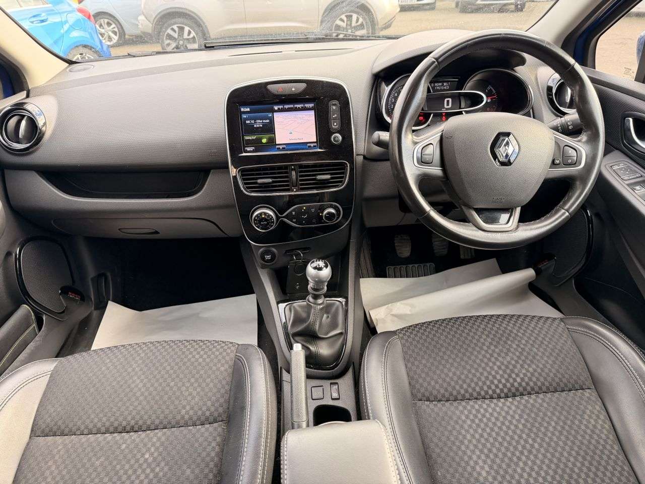 2016 RENAULT CLIO 2016 RENAULT CLIO