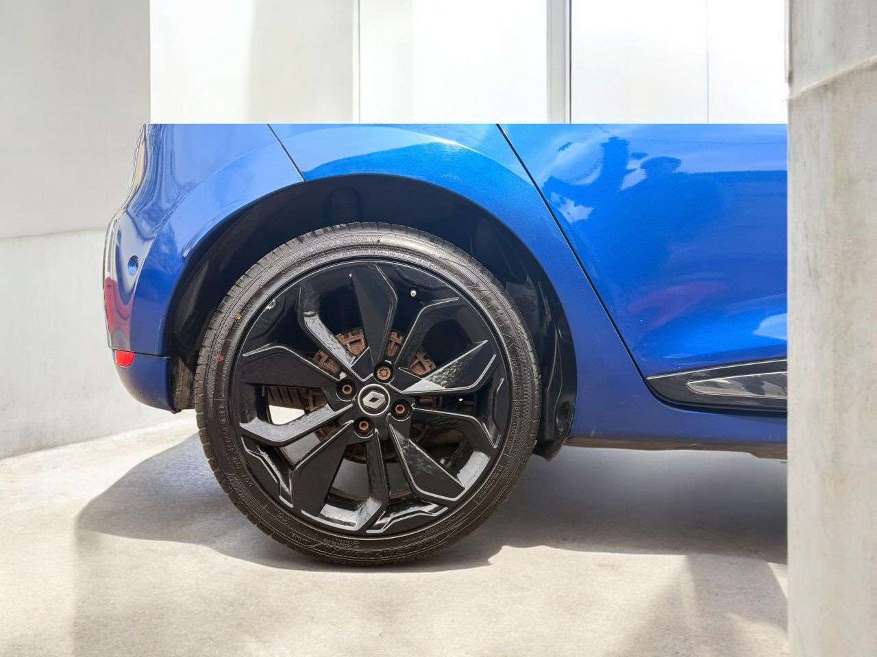 2016 RENAULT CLIO 2016 RENAULT CLIO