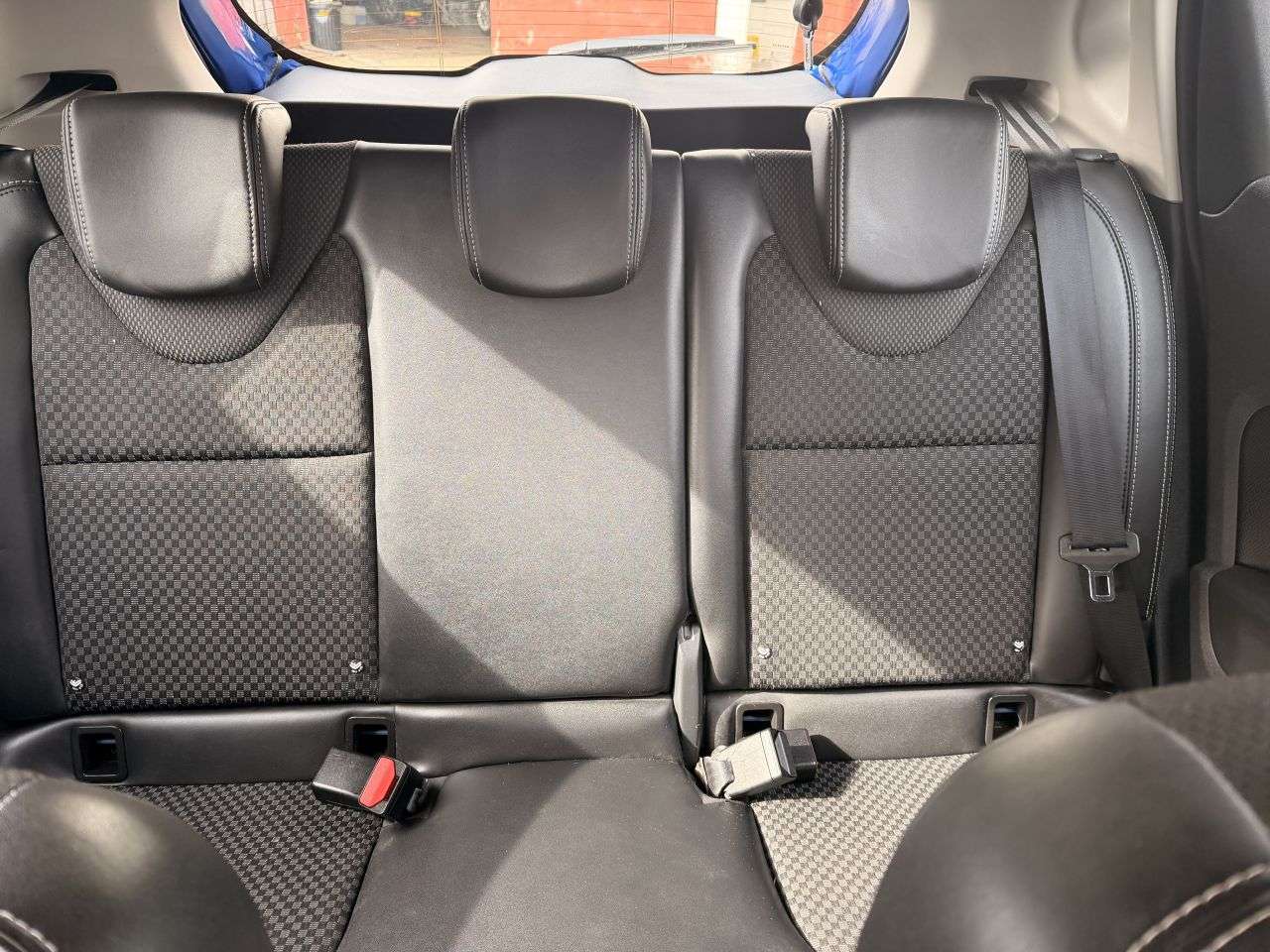 2016 RENAULT CLIO 2016 RENAULT CLIO