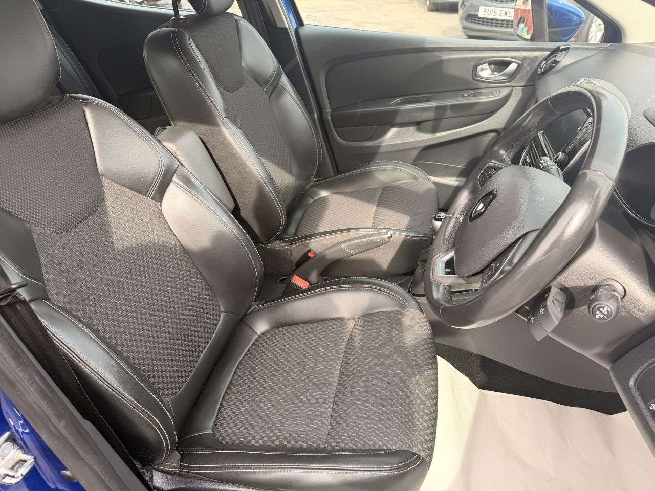 2016 RENAULT CLIO 2016 RENAULT CLIO