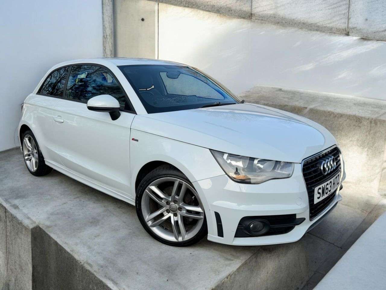 A 2013 AUDI A1 1.4 TFSI S line Hatchback 3dr Petrol Manual Euro 5 (s/s) (122 ps) *** GREAT A 2013 AUDI A1 1.4 TFSI S line Hatchback 3dr Petrol Manual Euro 5 (s/s) (122 ps) *** GREAT