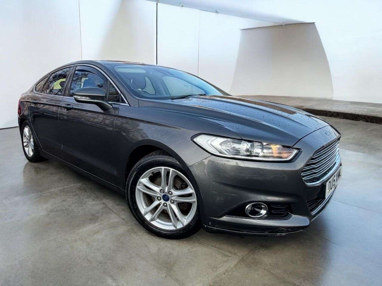 A 2015 FORD MONDEO 2.0 TDCi Titanium Hatchback 5dr Diesel Manual Euro 6 (s/s) (180 ps) *** GRE A 2015 FORD MONDEO 2.0 TDCi Titanium Hatchback 5dr Diesel Manual Euro 6 (s/s) (180 ps) *** GRE