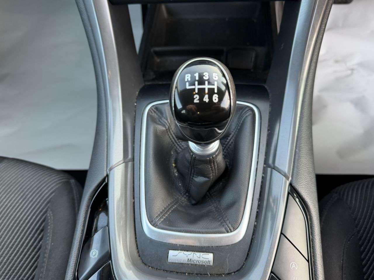 2015 FORD MONDEO 2015 FORD MONDEO