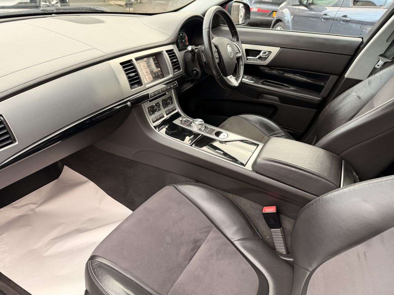 2013 JAGUAR XF 2013 JAGUAR XF