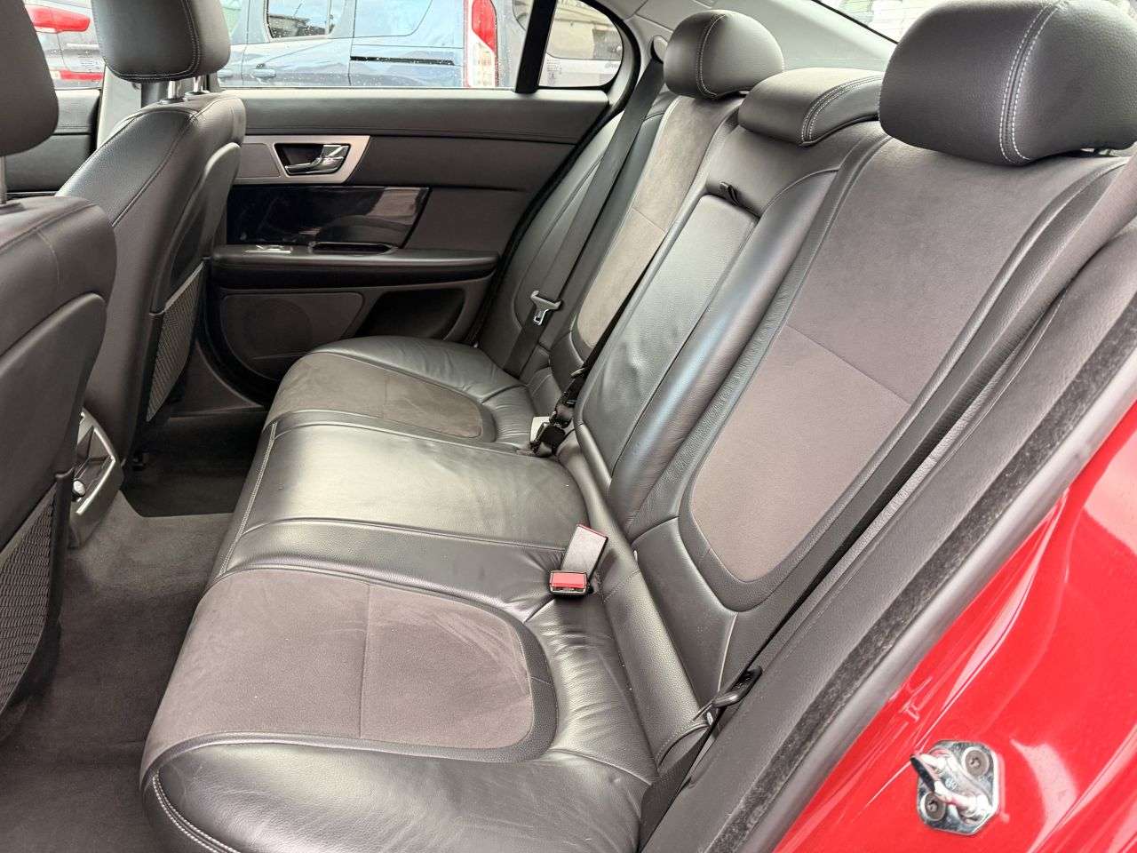 2013 JAGUAR XF 2013 JAGUAR XF