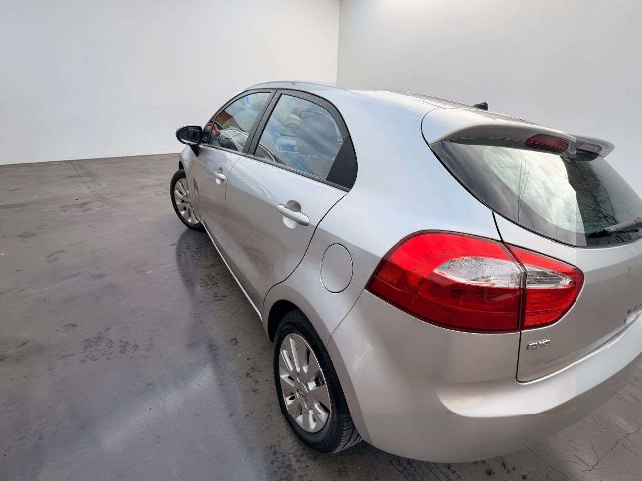 2013 KIA RIO 2013 KIA RIO