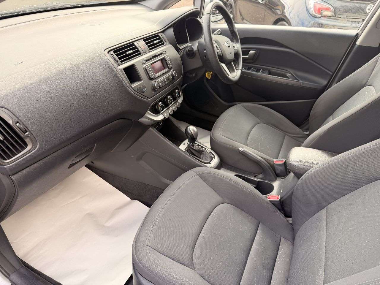 2013 KIA RIO 2013 KIA RIO