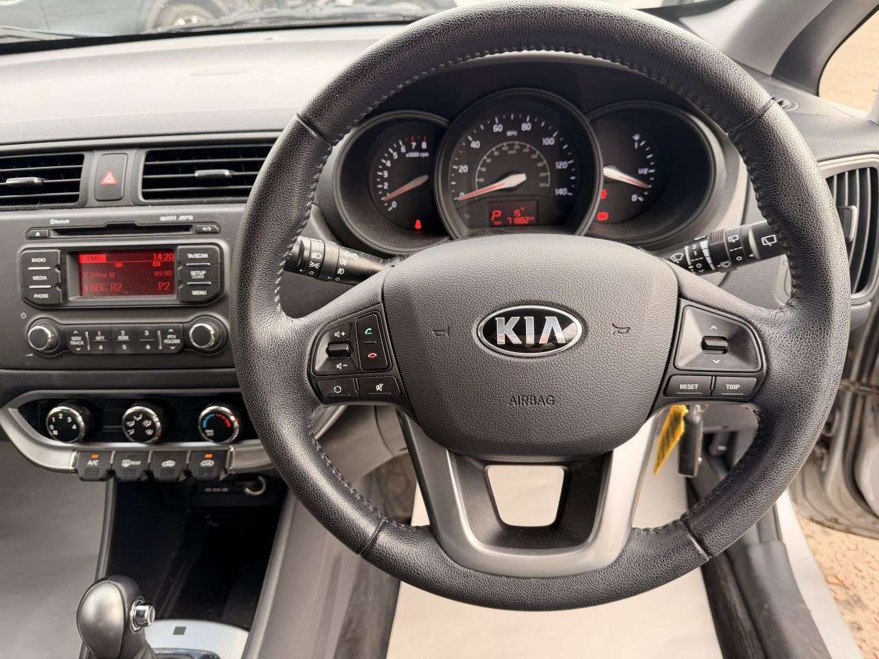 2013 KIA RIO 2013 KIA RIO