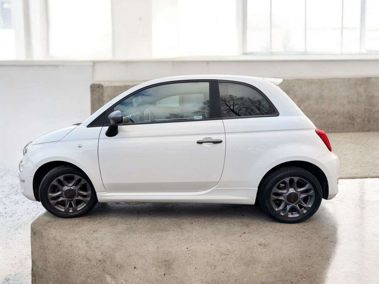 A 2017 FIAT 500 1.2 S Hatchback 3dr Petrol Manual Euro 6 (s/s) (69 bhp) *** ONLY 54K MILES A 2017 FIAT 500 1.2 S Hatchback 3dr Petrol Manual Euro 6 (s/s) (69 bhp) *** ONLY 54K MILES