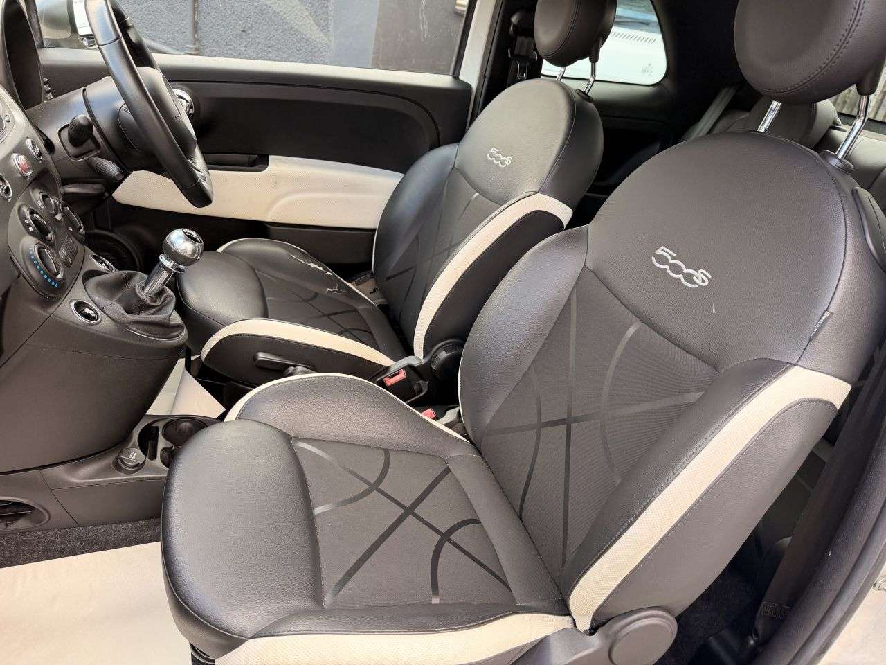 2017 FIAT 500 2017 FIAT 500