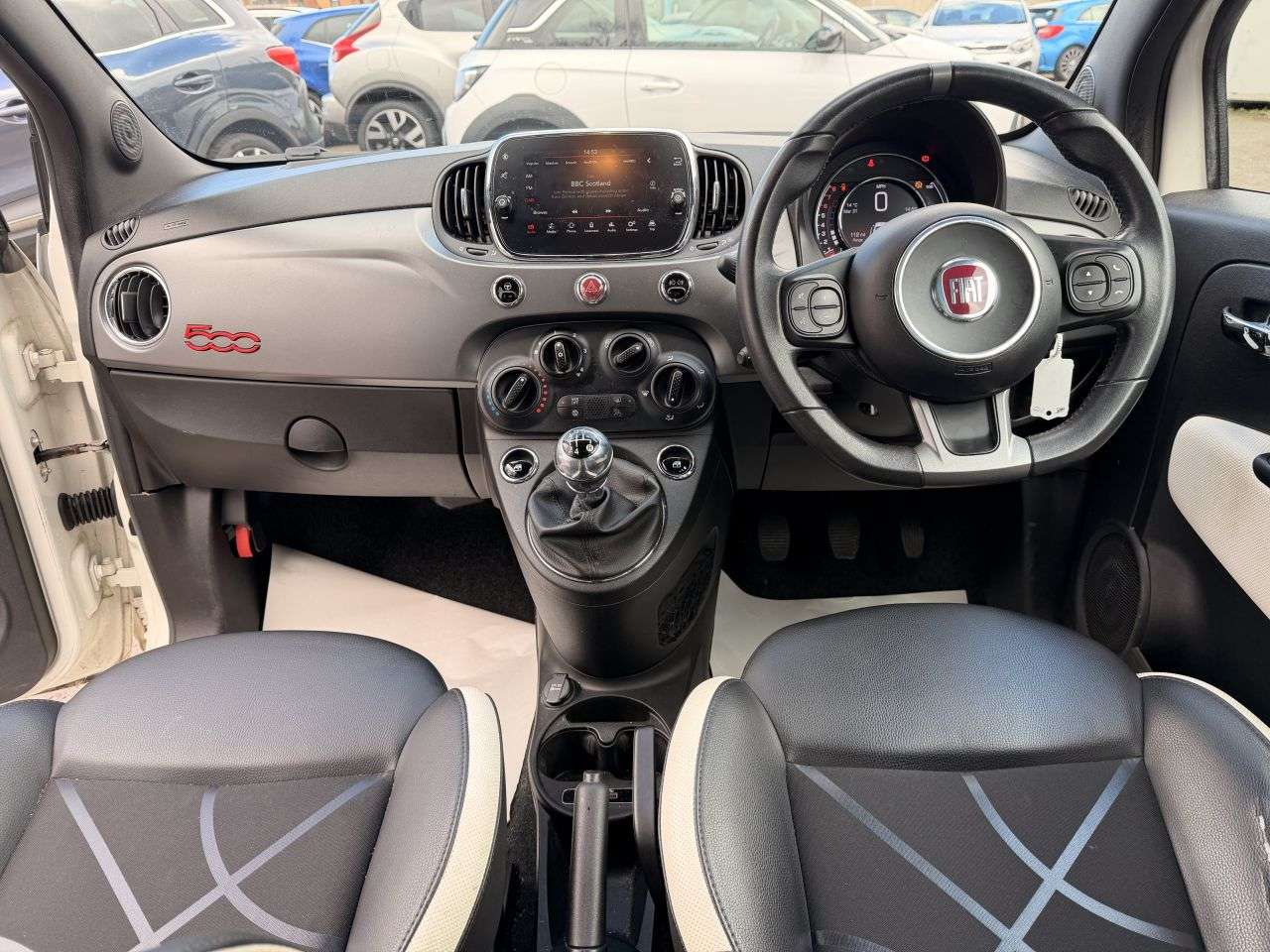 2017 FIAT 500 2017 FIAT 500