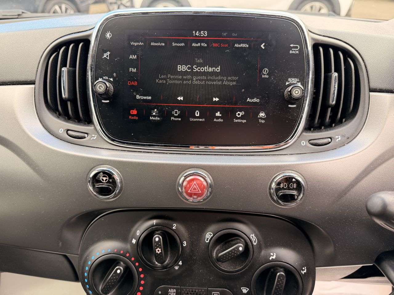 2017 FIAT 500 2017 FIAT 500