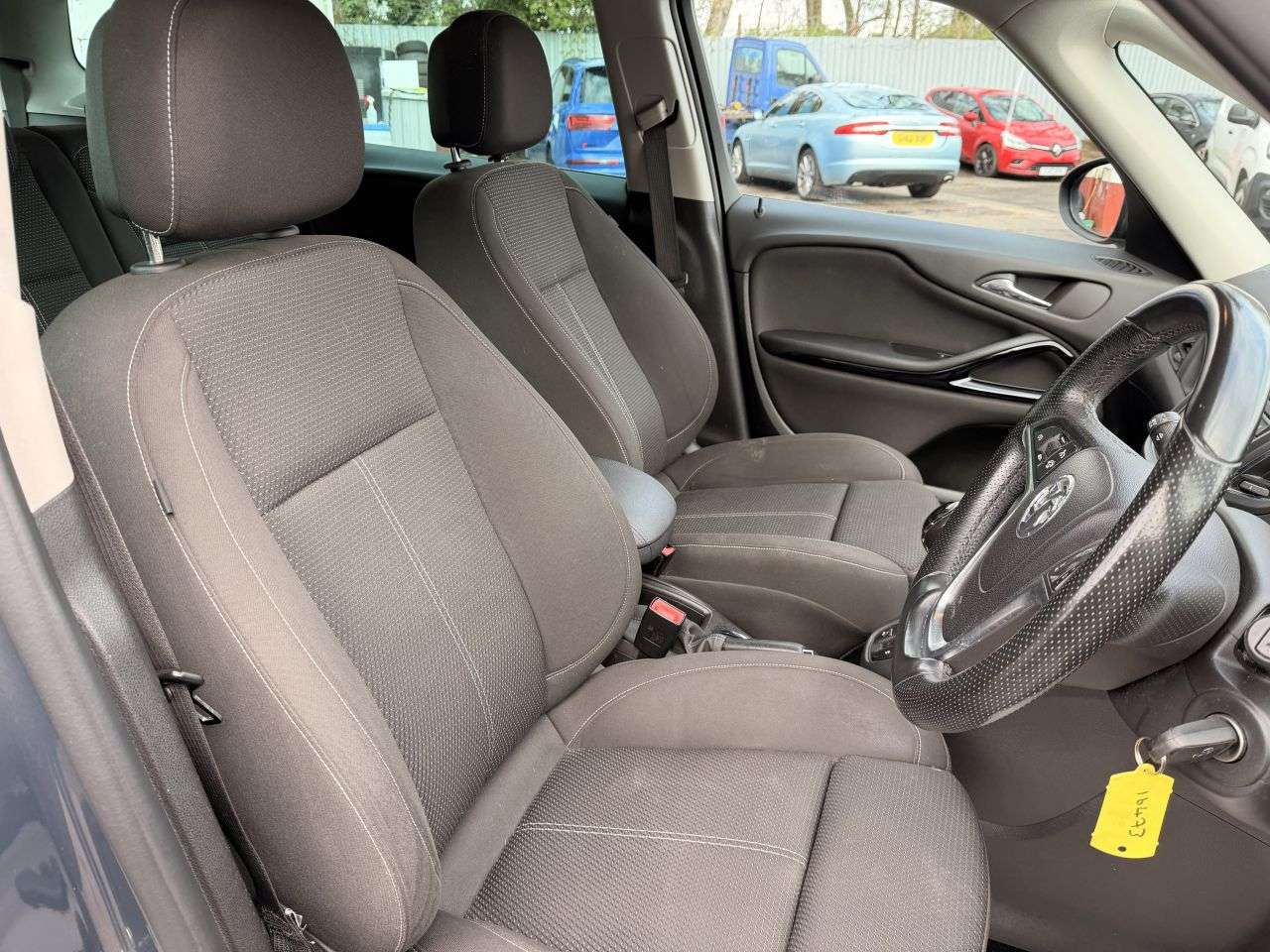 2015 VAUXHALL ZAFIRA TOURER 2015 VAUXHALL ZAFIRA TOURER