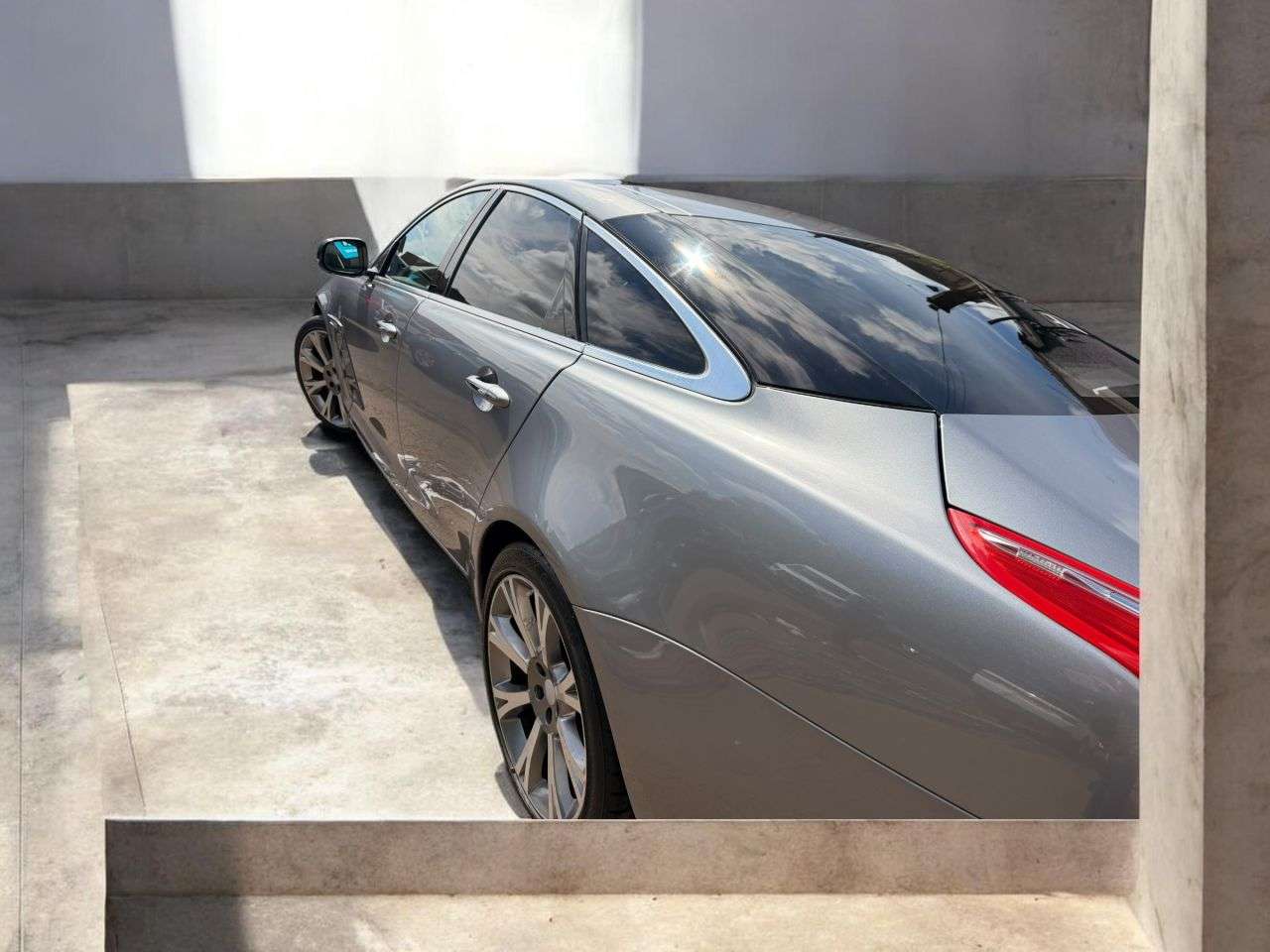 2010 JAGUAR XJ 2010 JAGUAR XJ