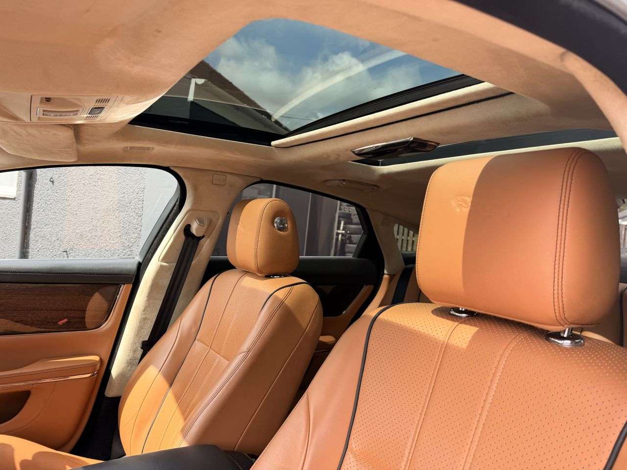 2010 JAGUAR XJ 2010 JAGUAR XJ