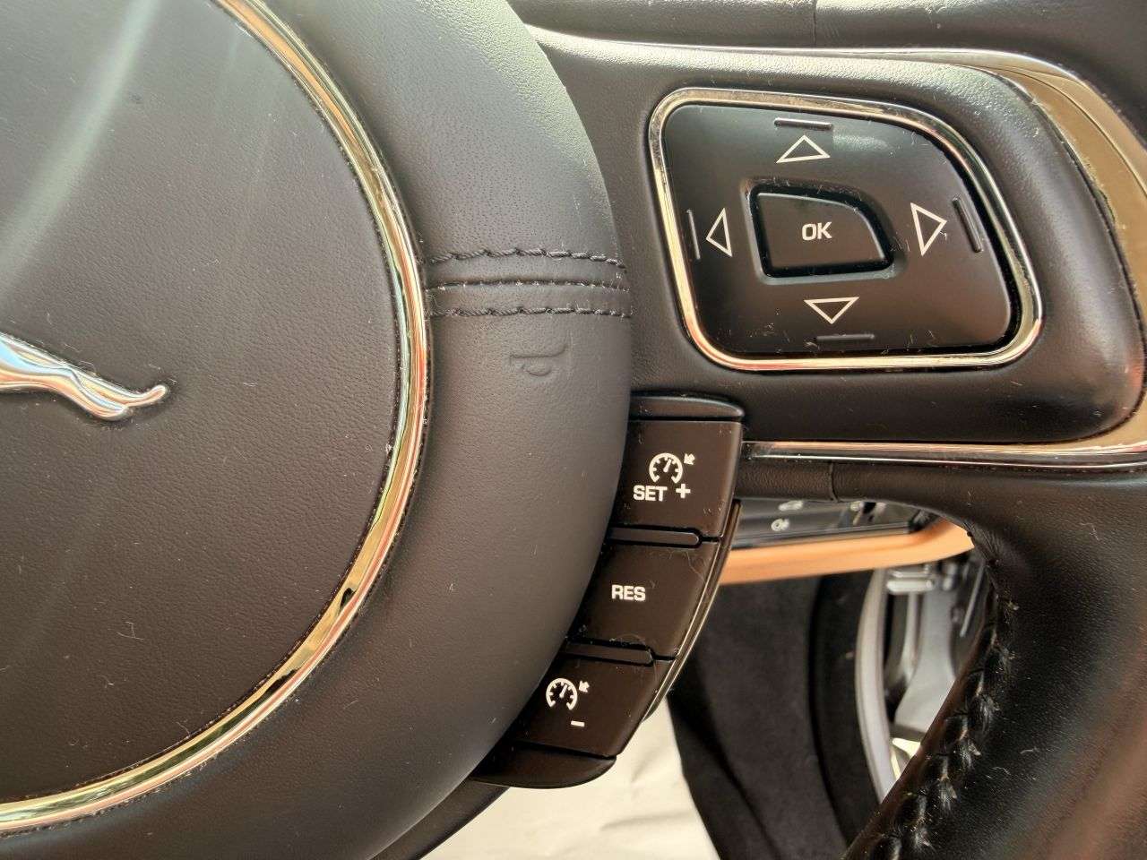 2010 JAGUAR XJ 2010 JAGUAR XJ