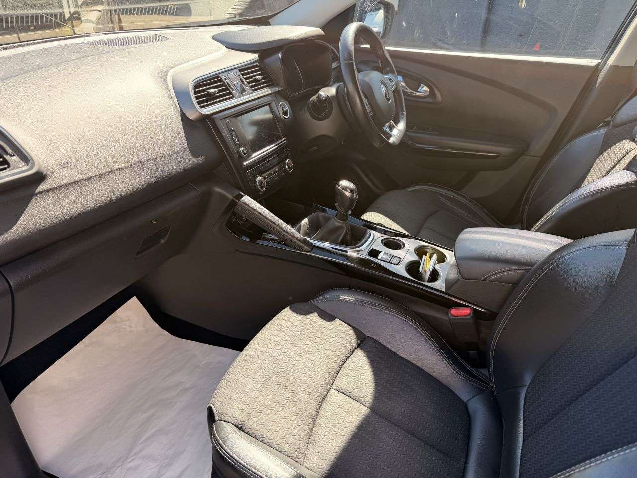 2017 RENAULT KADJAR 2017 RENAULT KADJAR
