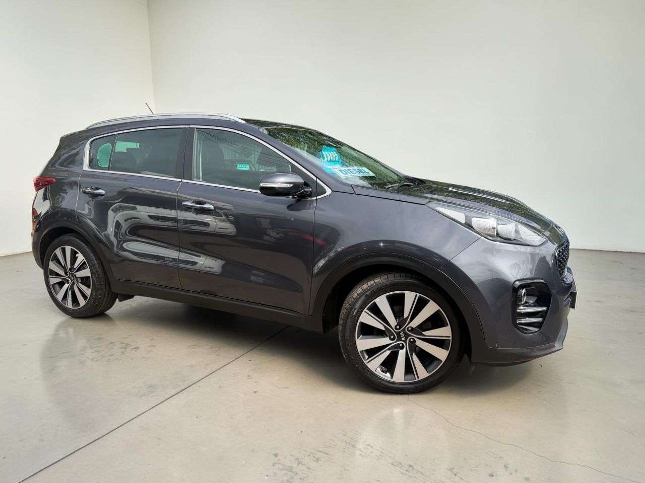 A 2016 KIA SPORTAGE 1.7 CRDi 3 SUV 5dr Diesel Manual Euro 6 (s/s) (114 bhp) *** FULL BLACK LEAT A 2016 KIA SPORTAGE 1.7 CRDi 3 SUV 5dr Diesel Manual Euro 6 (s/s) (114 bhp) *** FULL BLACK LEAT