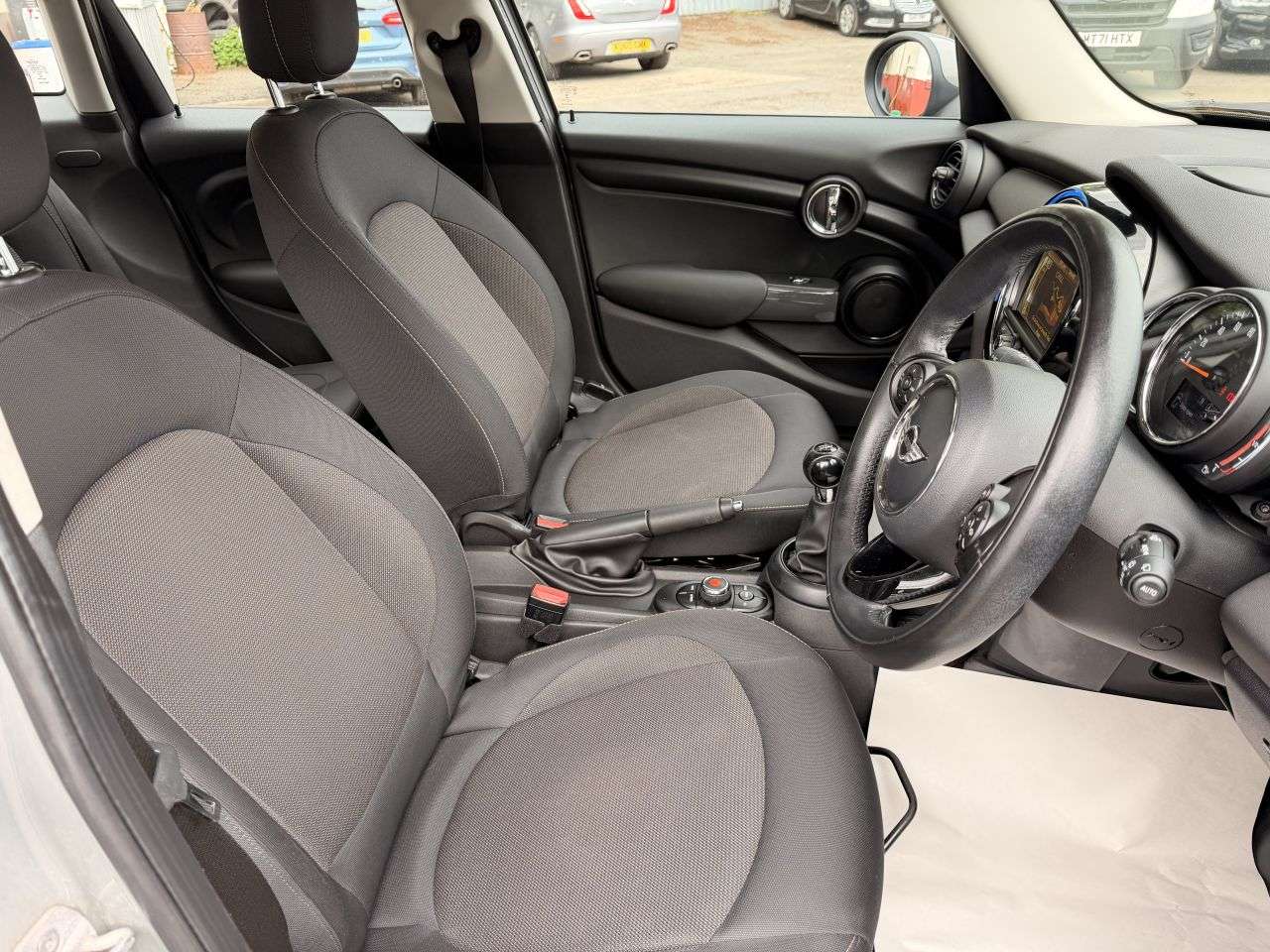 2017 MINI HATCH 2017 MINI HATCH