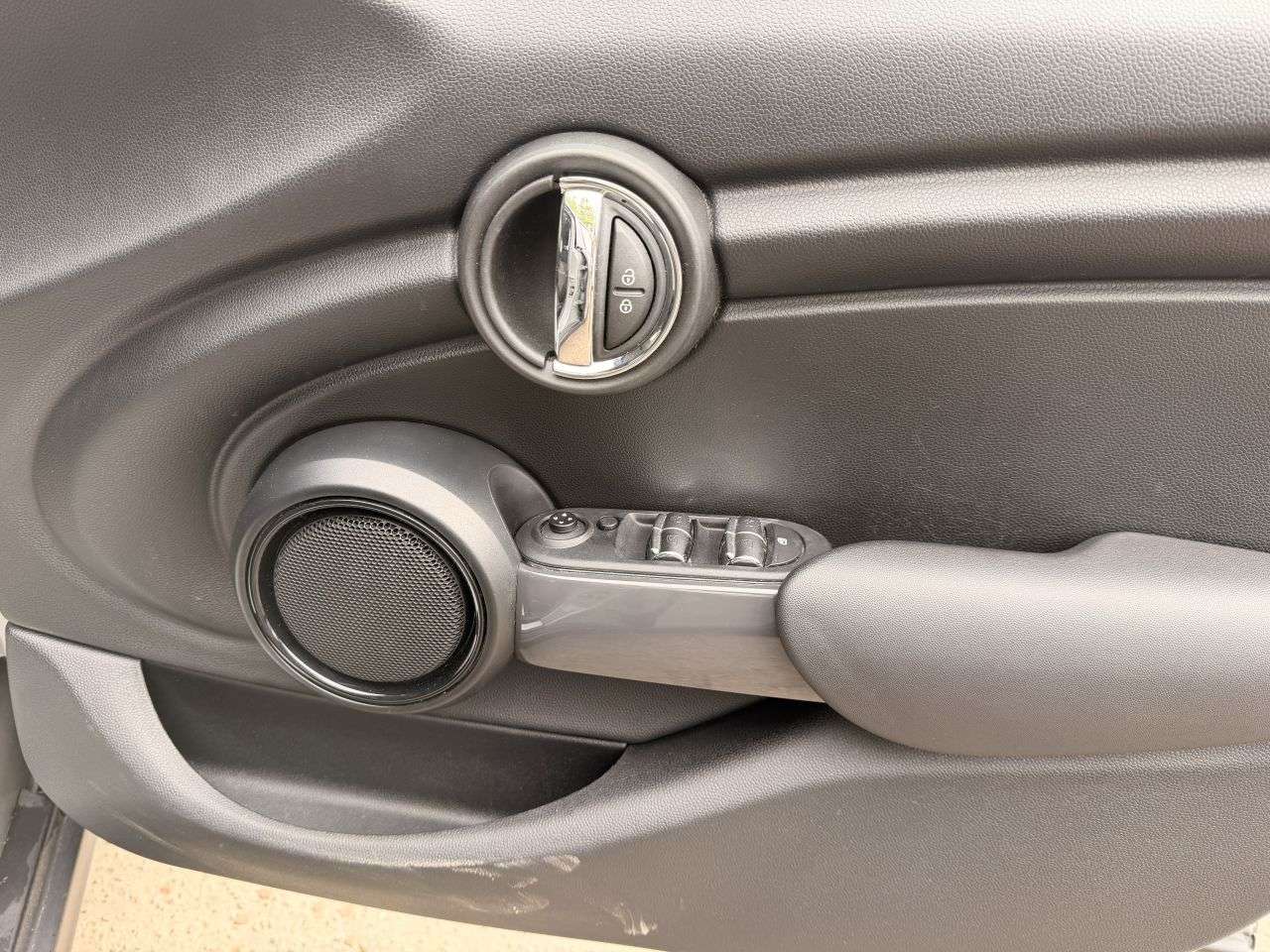 2017 MINI HATCH 2017 MINI HATCH