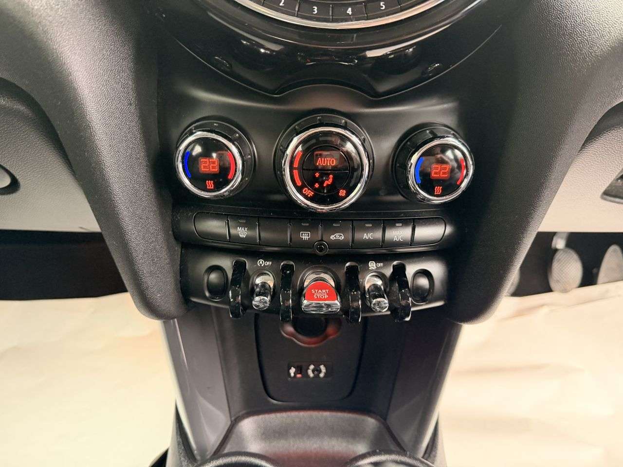 2017 MINI HATCH 2017 MINI HATCH