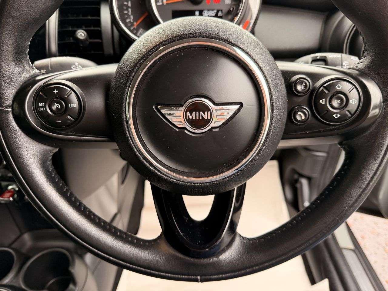 2017 MINI HATCH 2017 MINI HATCH