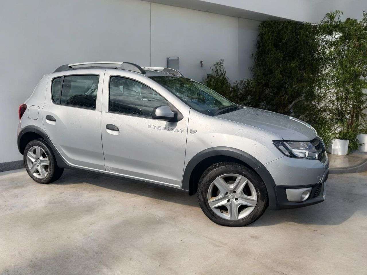 A 2015 DACIA SANDERO STEPWAY 1.5 dCi Laureate Hatchback 5dr Diesel Manual Euro 5 (90 ps) *** £20 PER YEA A 2015 DACIA SANDERO STEPWAY 1.5 dCi Laureate Hatchback 5dr Diesel Manual Euro 5 (90 ps) *** £20 PER YEA