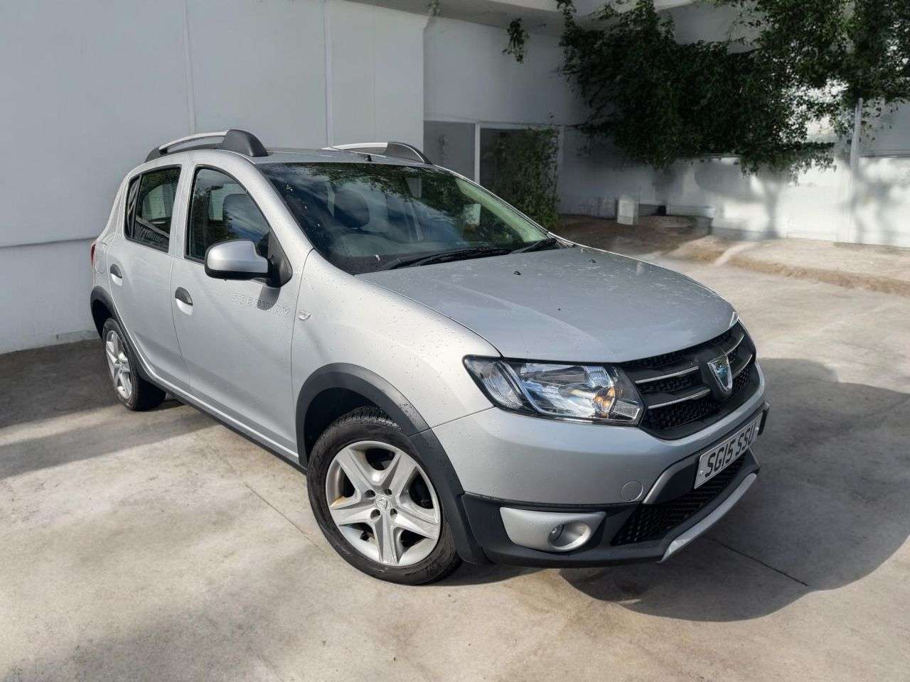 A 2015 DACIA SANDERO STEPWAY 1.5 dCi Laureate Hatchback 5dr Diesel Manual Euro 5 (90 ps) *** £20 PER YEA A 2015 DACIA SANDERO STEPWAY 1.5 dCi Laureate Hatchback 5dr Diesel Manual Euro 5 (90 ps) *** £20 PER YEA