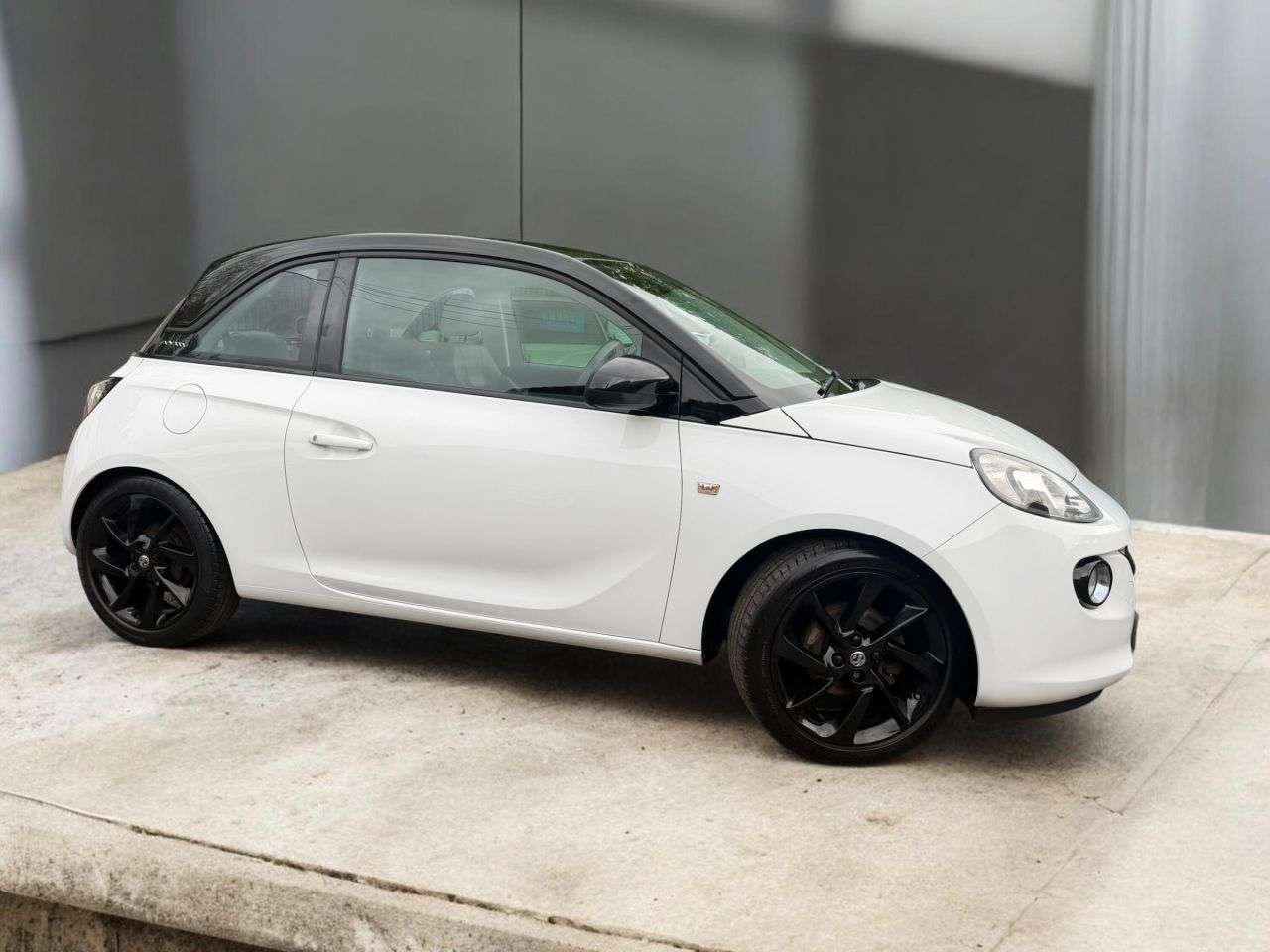A 2017 VAUXHALL ADAM 1.2i ecoFLEX ENERGISED Hatchback 3dr Petrol Manual Euro 6 (s/s) (70 ps) *** A 2017 VAUXHALL ADAM 1.2i ecoFLEX ENERGISED Hatchback 3dr Petrol Manual Euro 6 (s/s) (70 ps) ***
